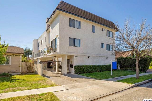 464 Lexington Drive - Photo 1