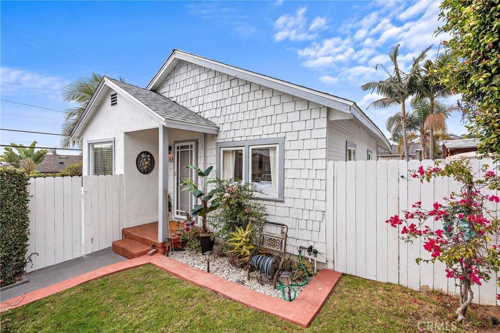 368 Oak Street - Photo 1