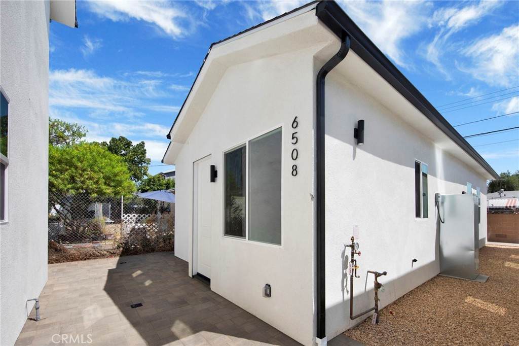 6508 Beck Avenue - Photo 1