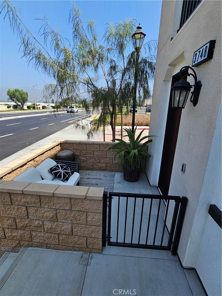 https://bt-photos.global.ssl.fastly.net/socal/orig_boomver_1_573674899-2.jpg
