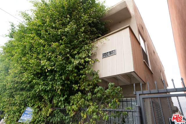 10438 Santa Monica Boulevard - Photo 1