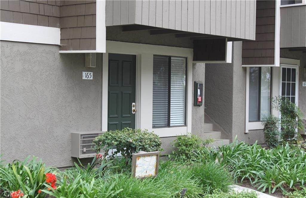 165 Streamwood - Photo 1