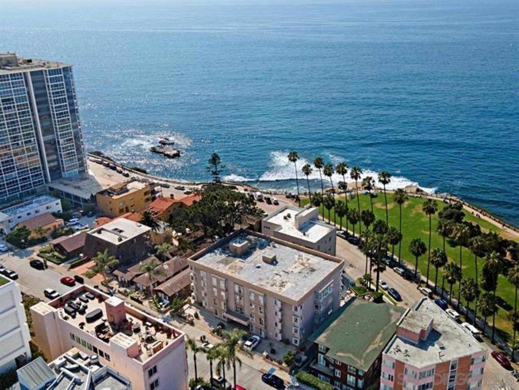 https://bt-photos.global.ssl.fastly.net/socal/orig_boomver_1_576901346-2.jpg