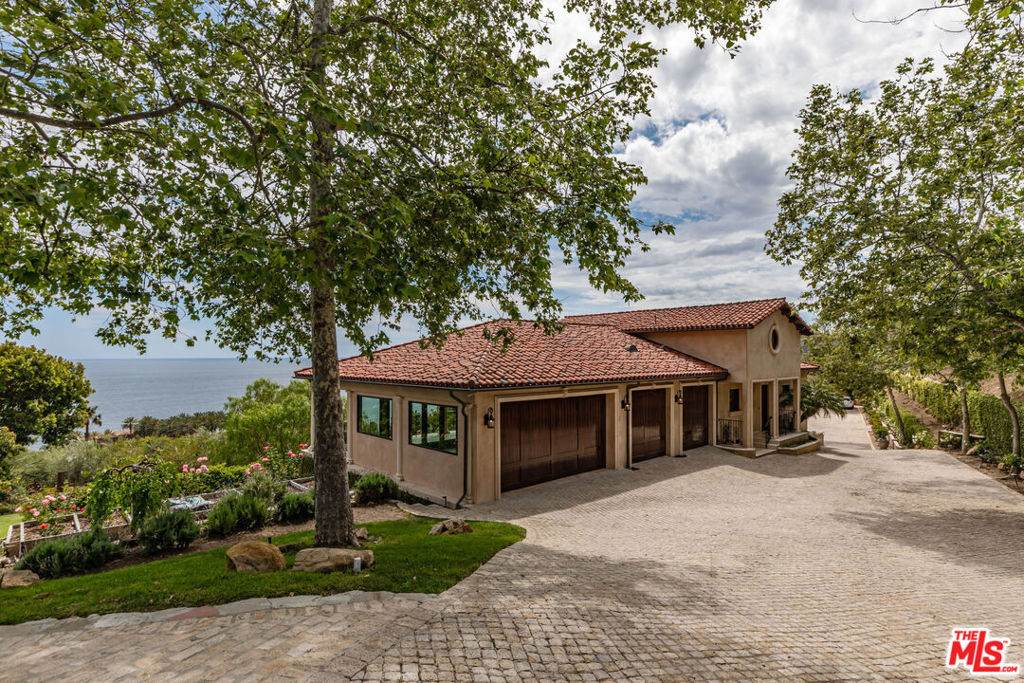 3775 Puerco Canyon Road - Photo 1