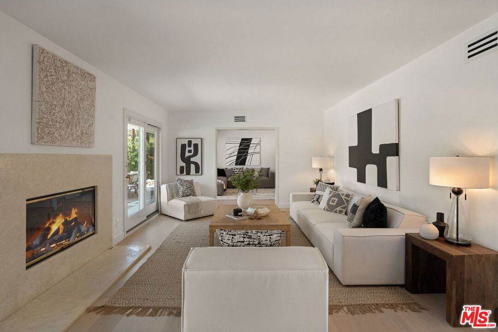 https://bt-photos.global.ssl.fastly.net/socal/orig_boomver_1_577594551-2.jpg
