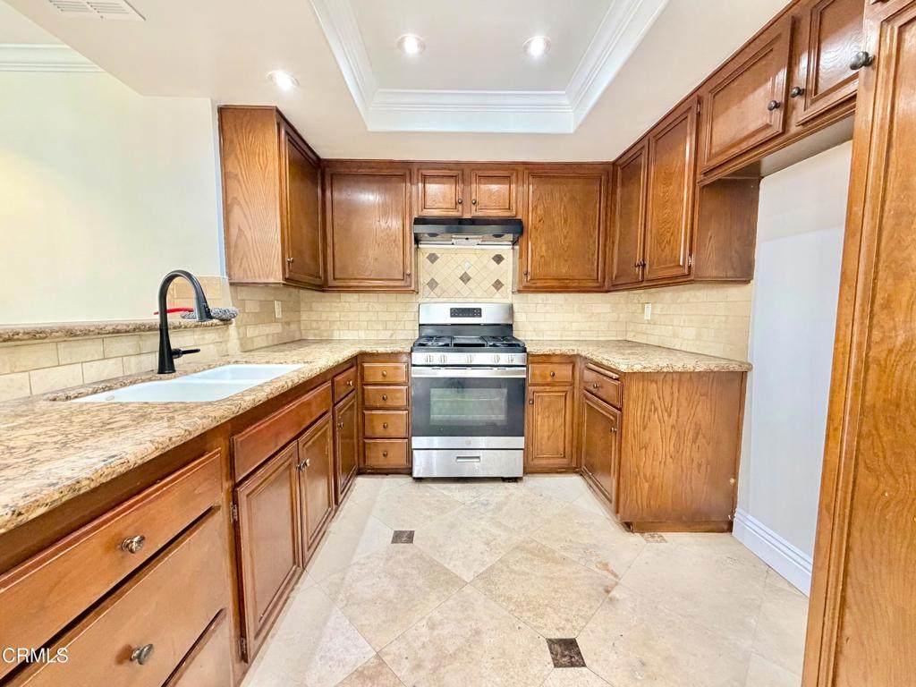 6315 Seville Avenue - Photo 1