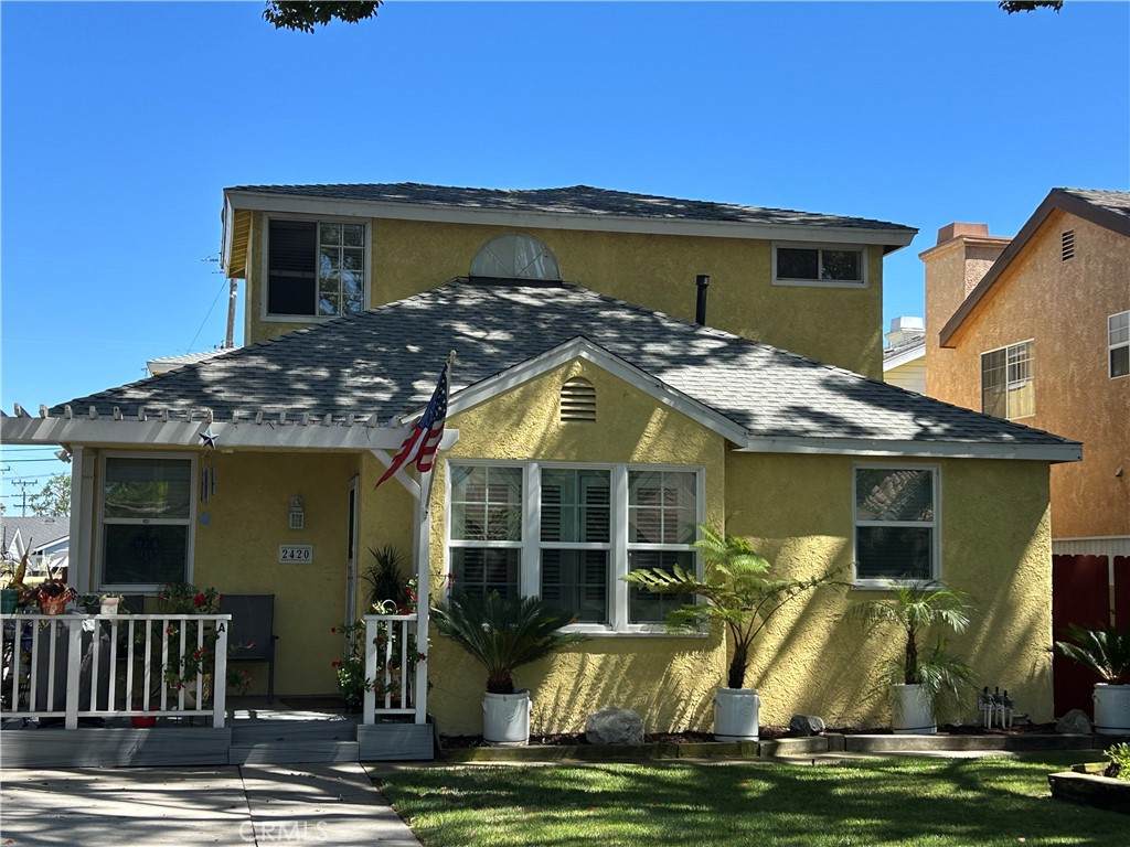 2420 Gramercy Avenue - Photo 1