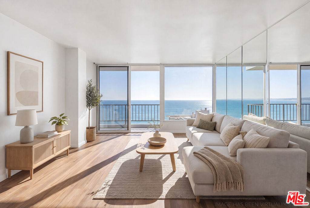 17350 Sunset Boulevard - Photo 1