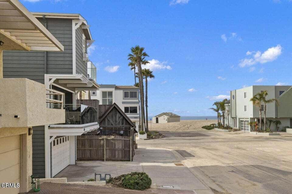 https://bt-photos.global.ssl.fastly.net/socal/orig_boomver_1_583846151-3.jpg
