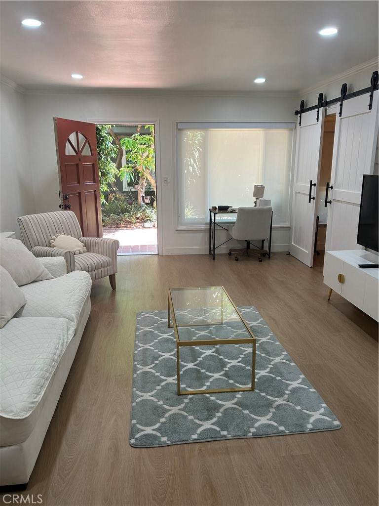 https://bt-photos.global.ssl.fastly.net/socal/orig_boomver_1_589967530-2.jpg