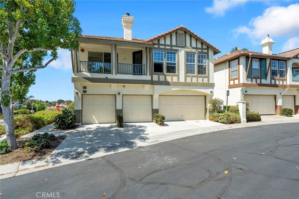 https://bt-photos.global.ssl.fastly.net/socal/orig_boomver_1_591677135-2.jpg