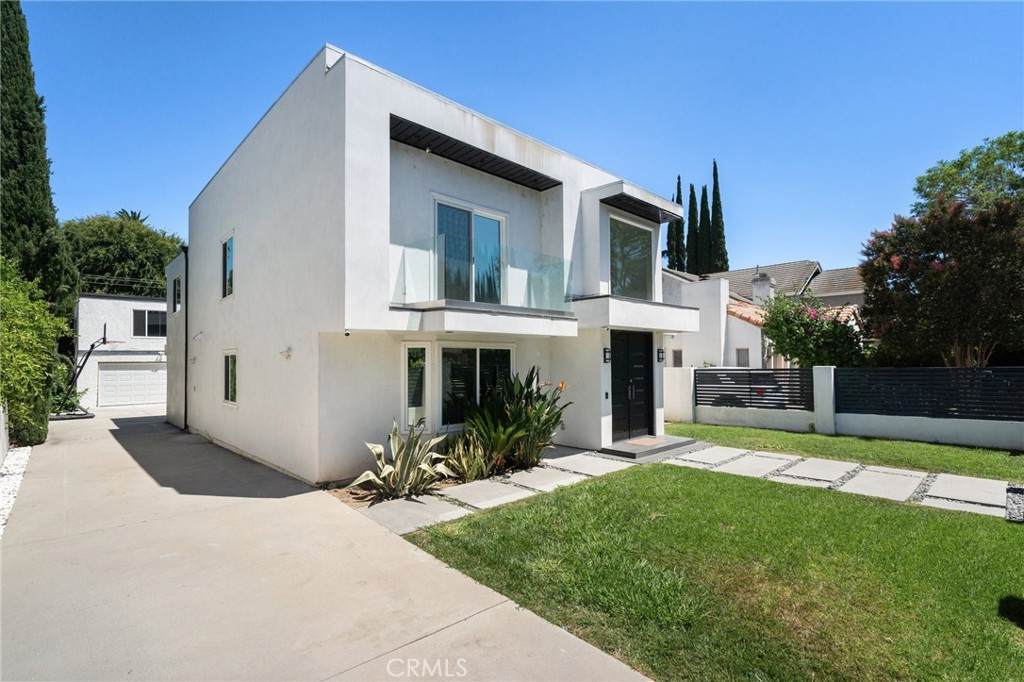 https://bt-photos.global.ssl.fastly.net/socal/orig_boomver_1_592167675-2.jpg
