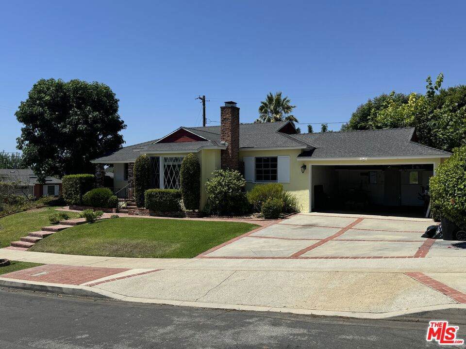 https://bt-photos.global.ssl.fastly.net/socal/orig_boomver_1_597704364-2.jpg