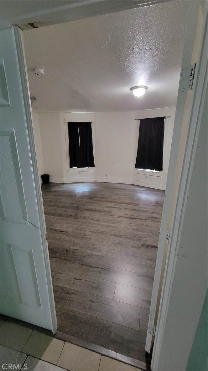 409 17th - Photo 1