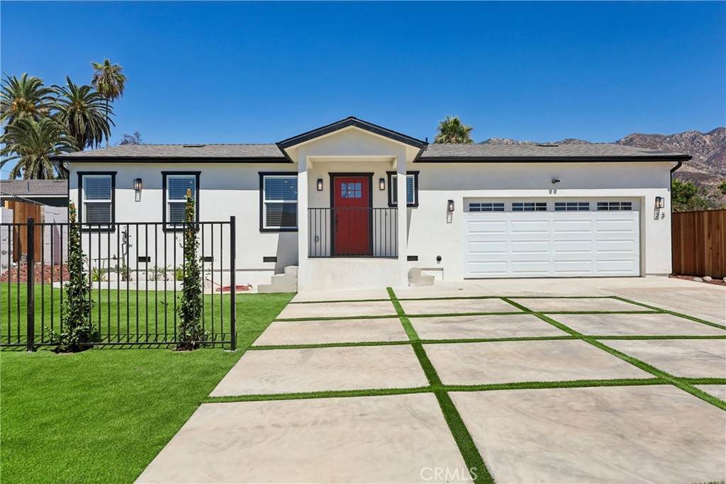 23 Pine Street - Photo 1