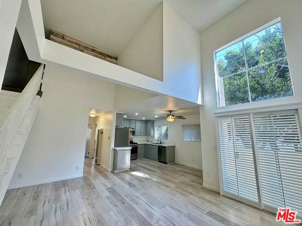 https://bt-photos.global.ssl.fastly.net/socal/orig_boomver_1_601190529-2.jpg
