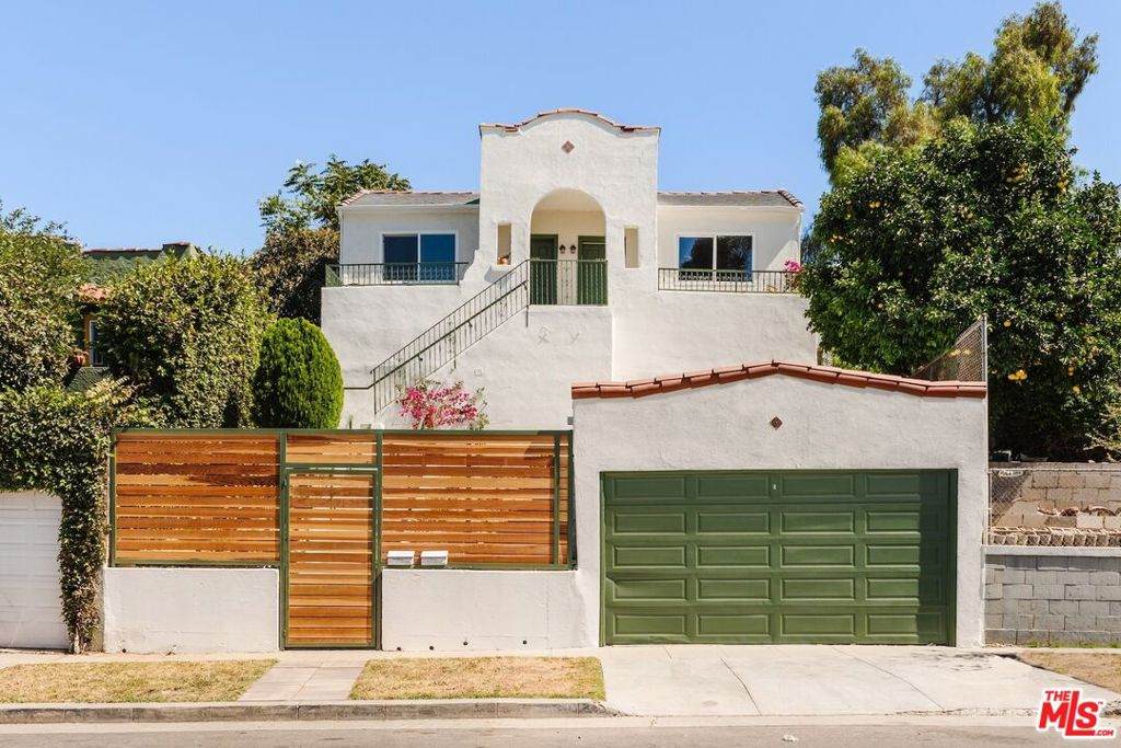 3021 Ganahl Street - Photo 1