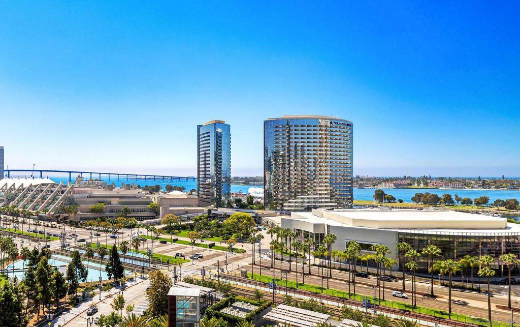 https://bt-photos.global.ssl.fastly.net/socal/orig_boomver_2_621422446-2.jpg