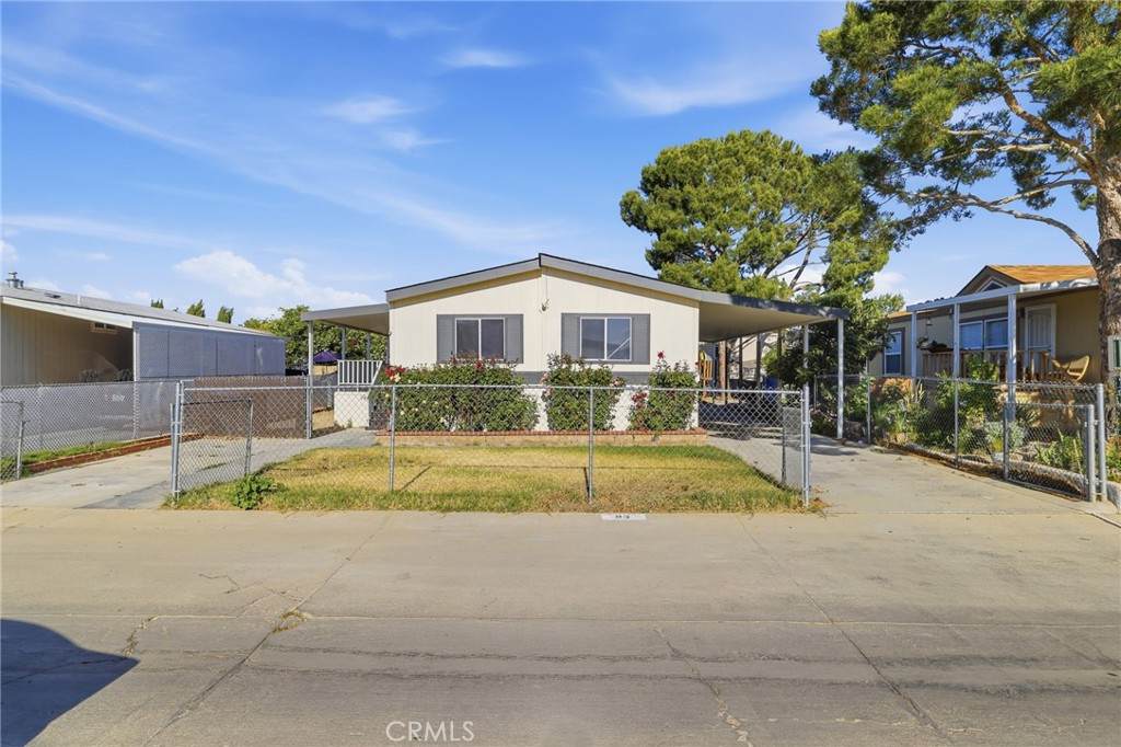 45465 25th Street - Photo 1