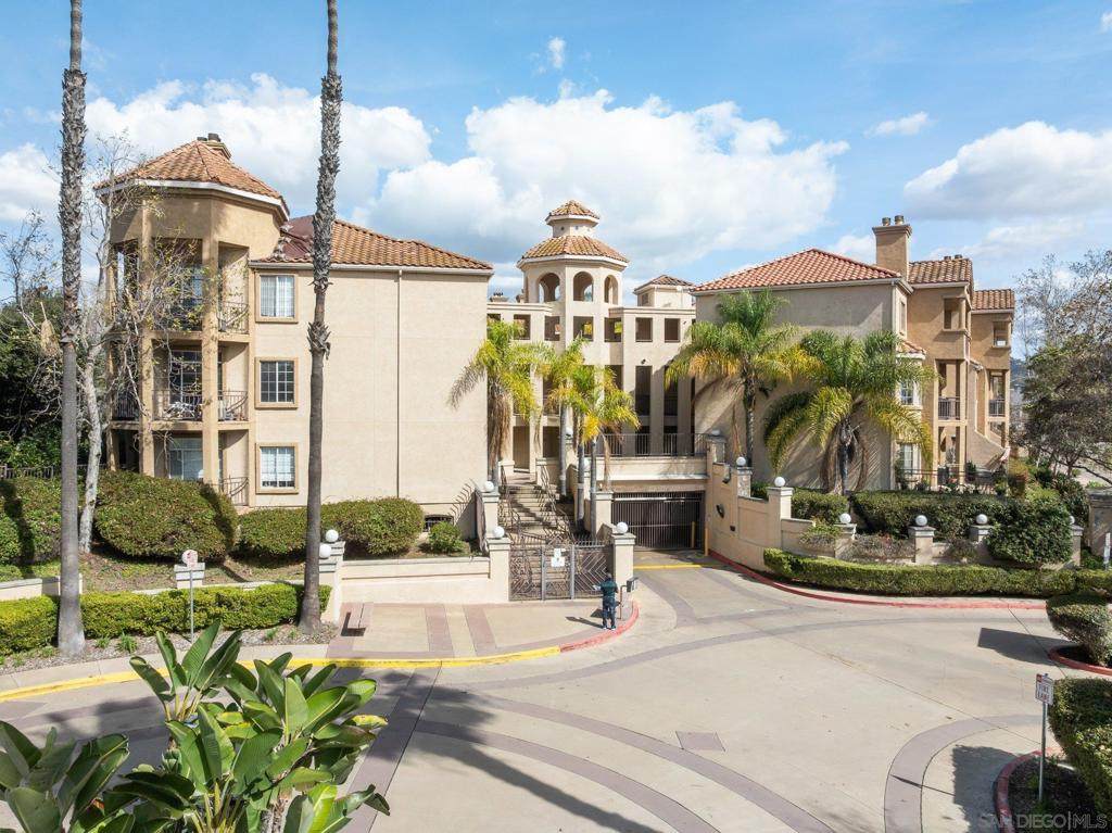 580 Camino De La Reina - Photo 1