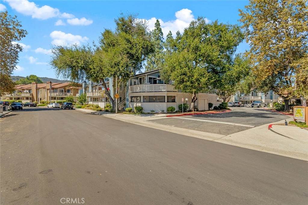 2438 Pleasant Way #M - Photo 1