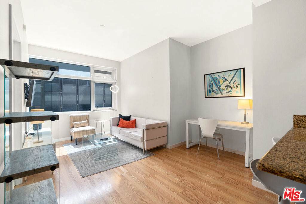 630 6th Street - Photo 1