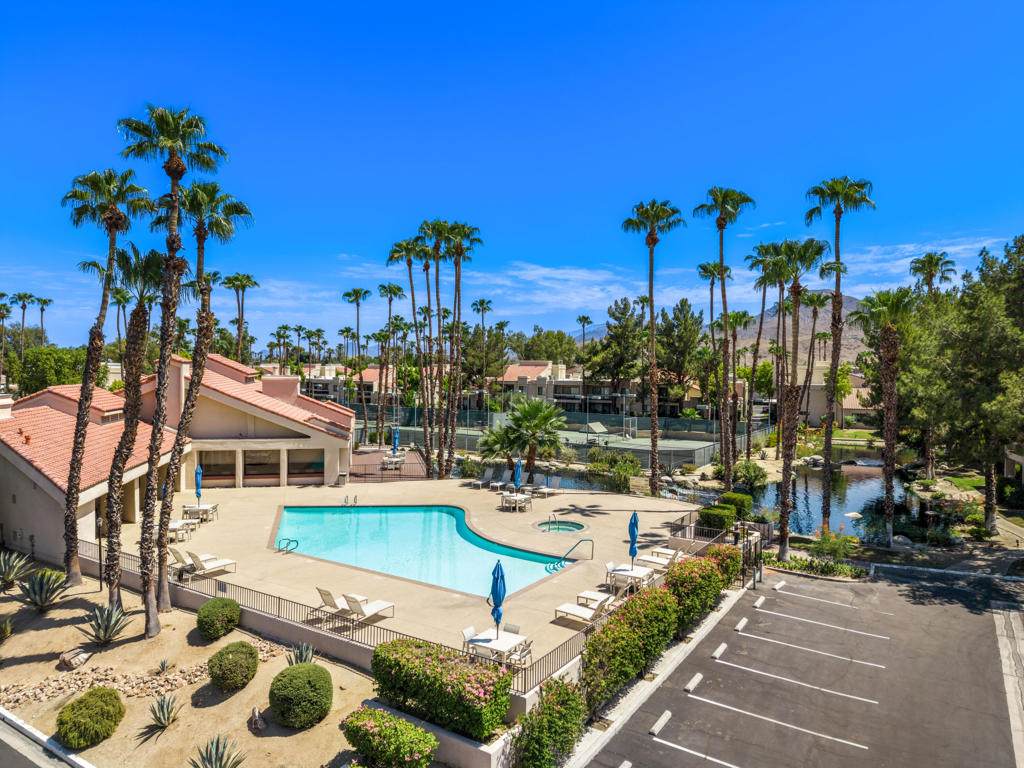 https://bt-photos.global.ssl.fastly.net/socal/orig_boomver_1_631381331-2.jpg