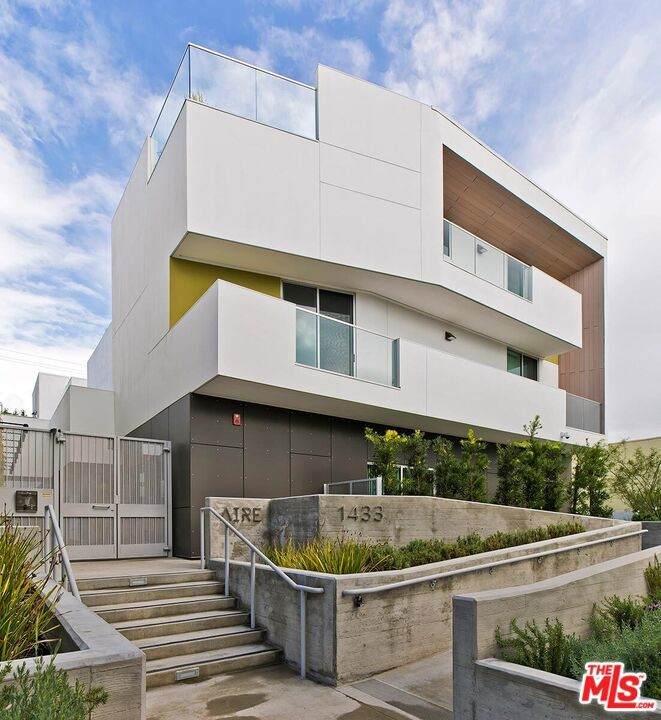 1433 14th Street - Photo 1