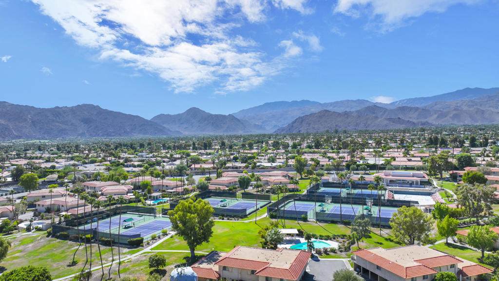 https://bt-photos.global.ssl.fastly.net/socal/orig_boomver_1_633316671-2.jpg