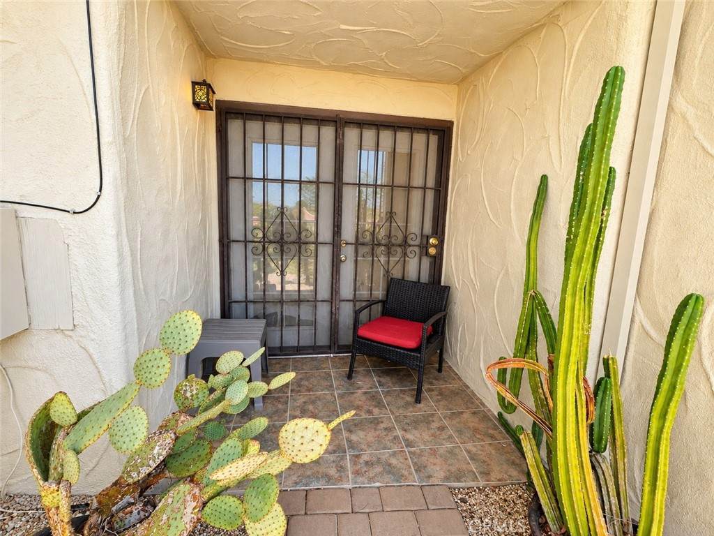 https://bt-photos.global.ssl.fastly.net/socal/orig_boomver_1_633328600-2.jpg