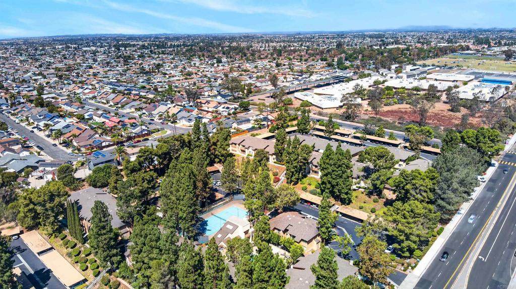 https://bt-photos.global.ssl.fastly.net/socal/orig_boomver_1_633350055-2.jpg