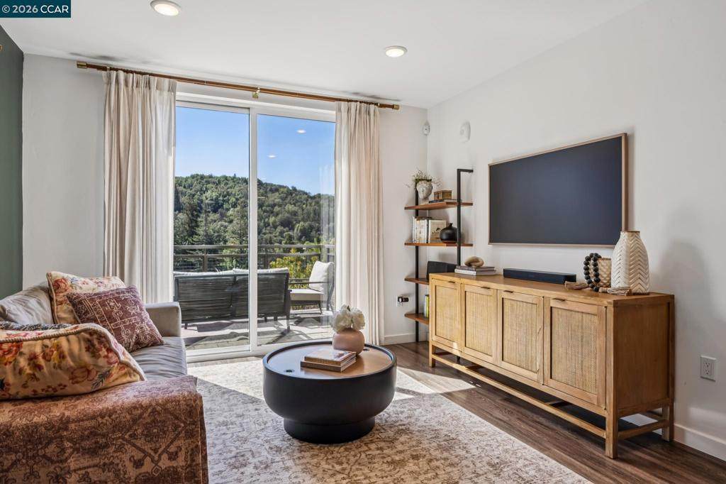 50 Woodbury Highlands Pl - Photo 1