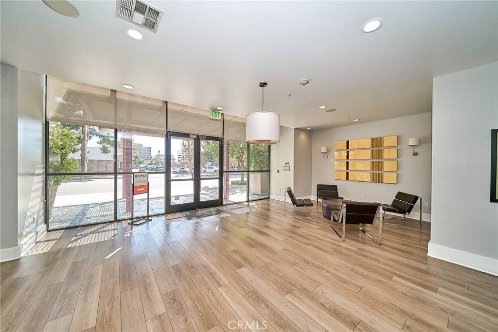 https://bt-photos.global.ssl.fastly.net/socal/orig_boomver_1_633379331-2.jpg