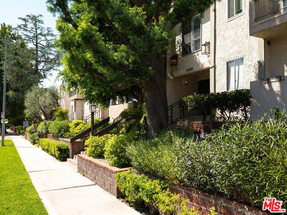 5055 Coldwater Canyon Avenue - Photo 1