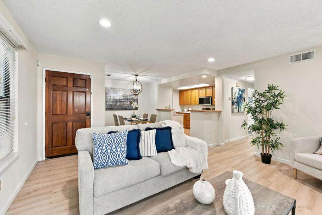 4943 Conway Terrace - Photo 1