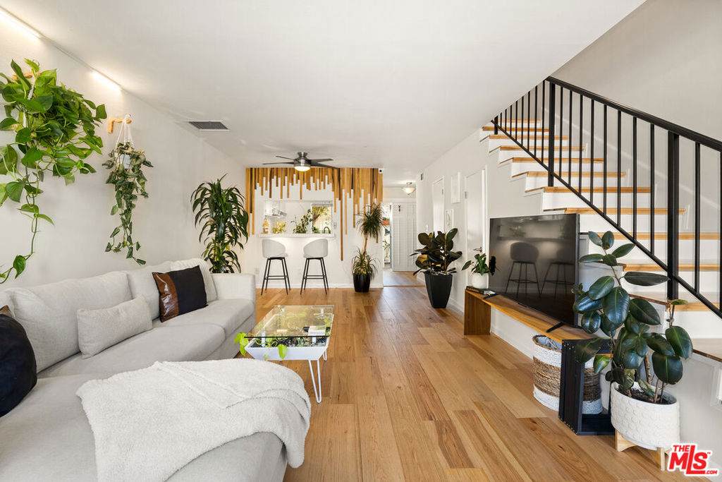 4558 Willis Avenue - Photo 1