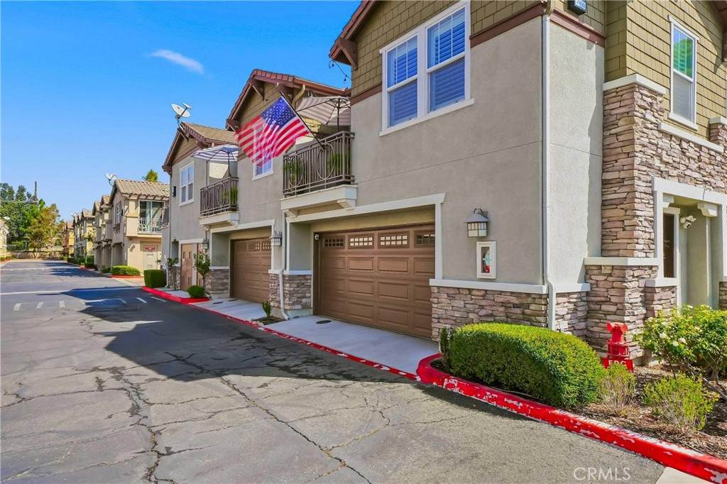 https://bt-photos.global.ssl.fastly.net/socal/orig_boomver_1_633431558-2.jpg