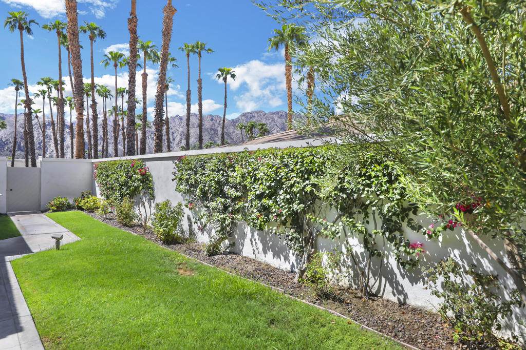 https://bt-photos.global.ssl.fastly.net/socal/orig_boomver_1_633486962-2.jpg
