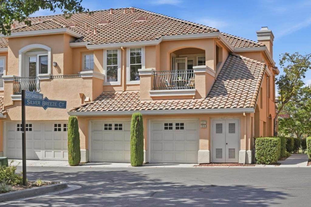 https://bt-photos.global.ssl.fastly.net/socal/orig_boomver_1_633490716-2.jpg