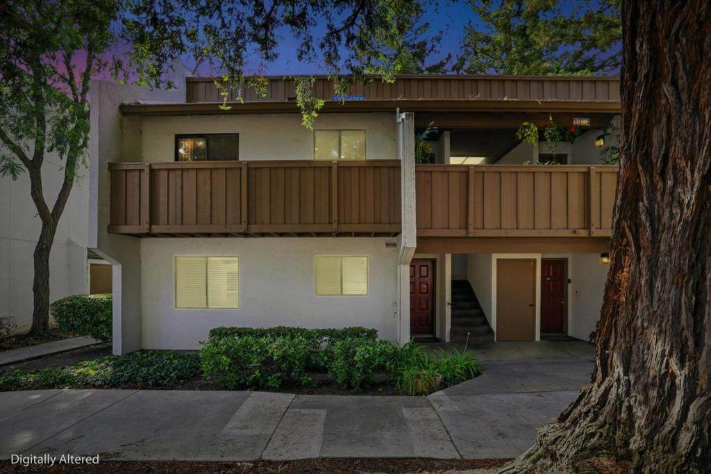 2201 Monroe Street - Photo 1