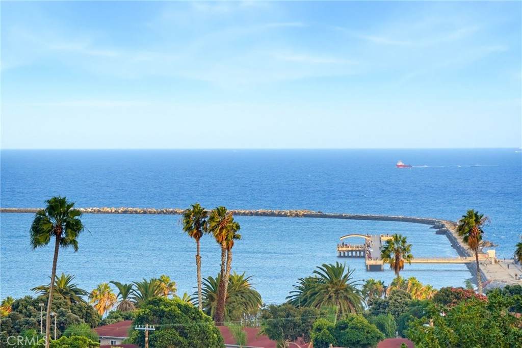https://bt-photos.global.ssl.fastly.net/socal/orig_boomver_1_633553305-2.jpg