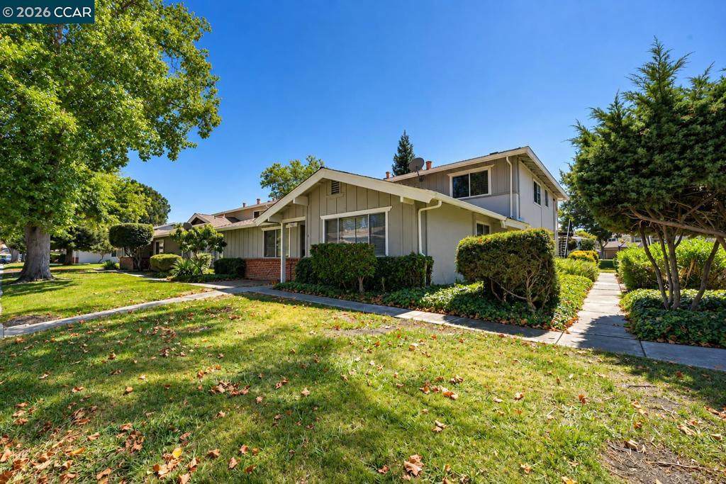 https://bt-photos.global.ssl.fastly.net/socal/orig_boomver_1_633556880-2.jpg