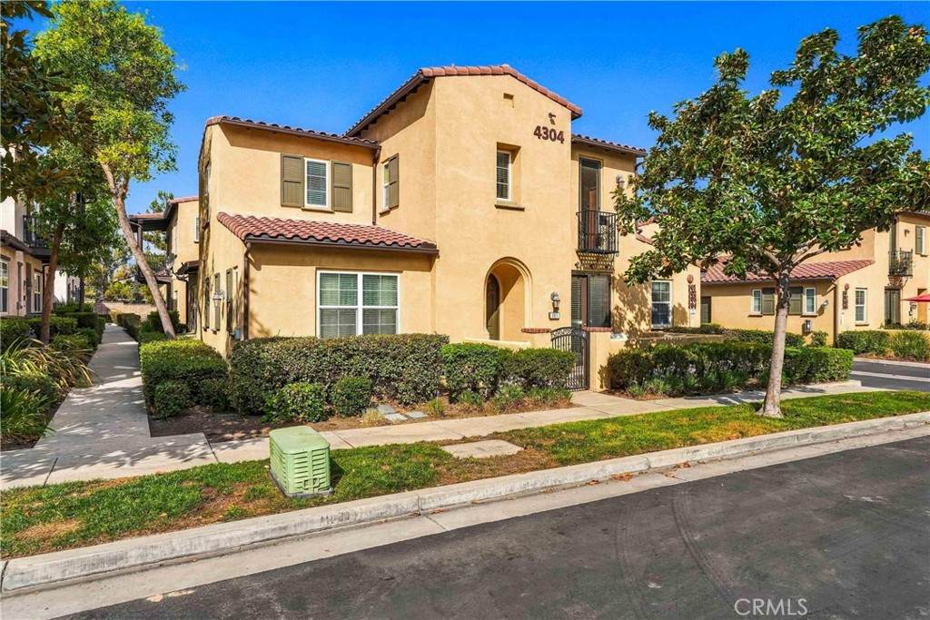 4304 Owens - Photo 1