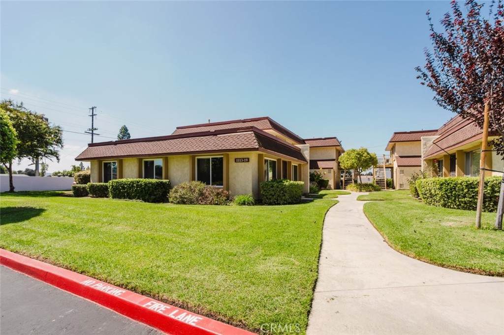 1113 Barston Avenue - Photo 1