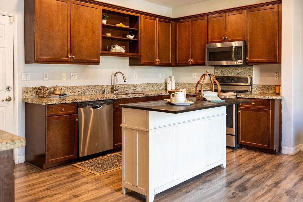 1530 Winter Ln - Photo 1