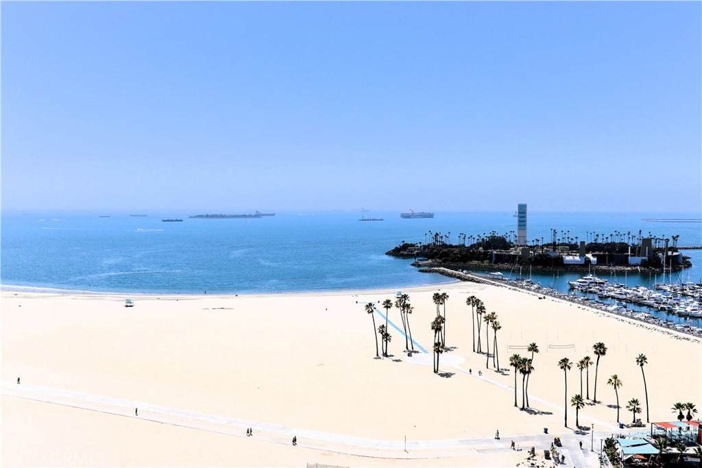 https://bt-photos.global.ssl.fastly.net/socal/orig_boomver_1_640851252-2.jpg