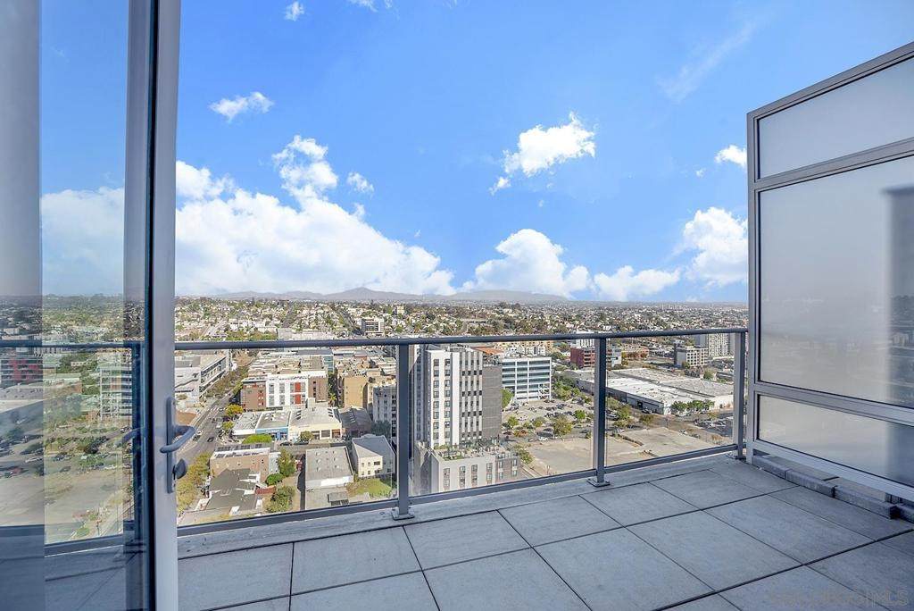 1080 Park Blvd - Photo 1