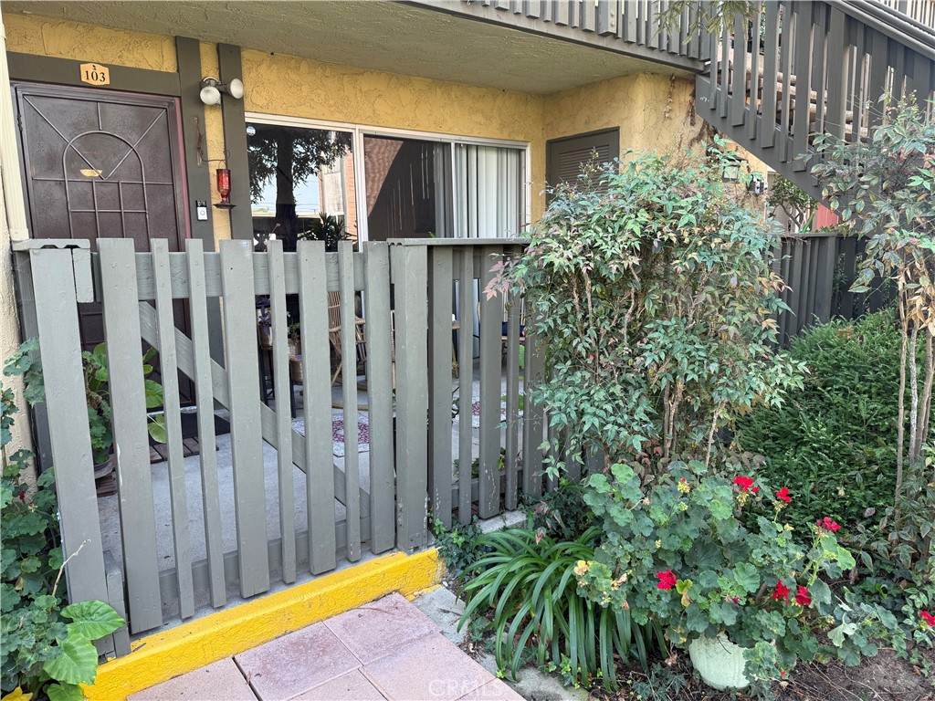 23304 Marigold Avenue - Photo 1