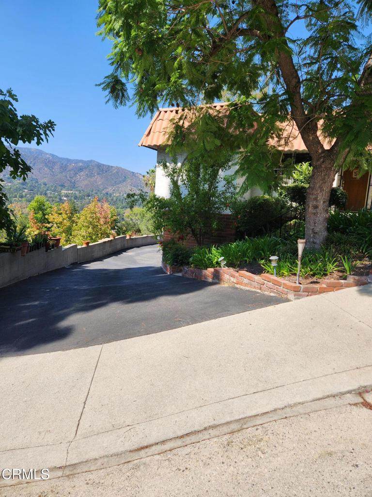 https://bt-photos.global.ssl.fastly.net/socal/orig_boomver_1_651892313-2.jpg