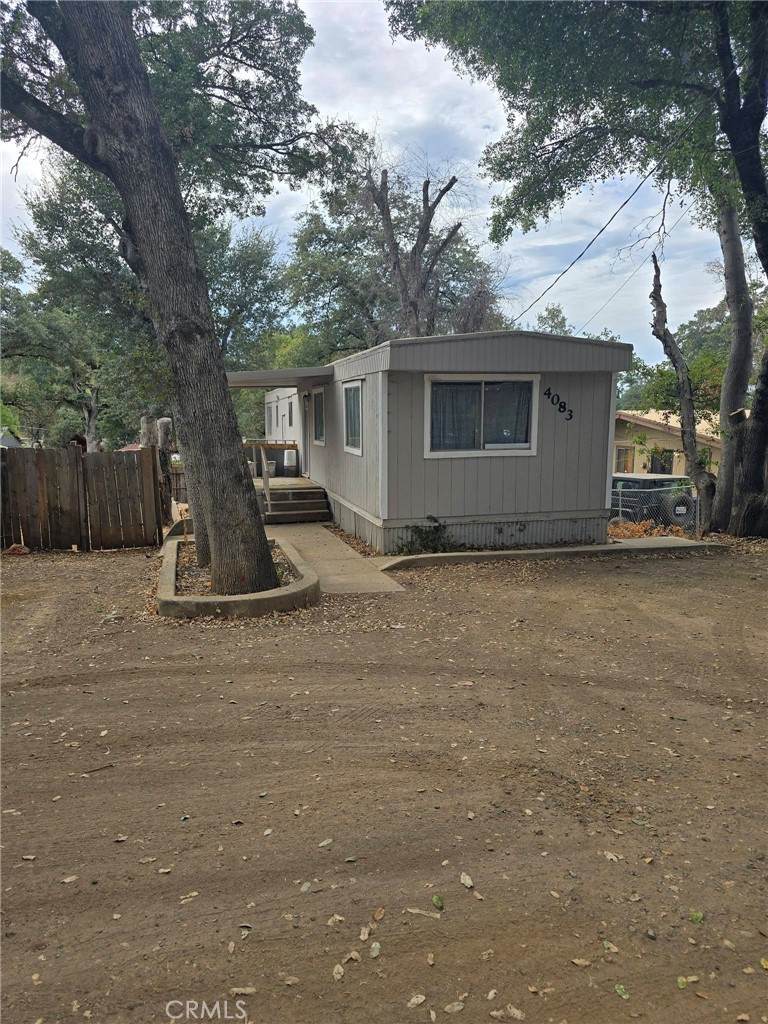4083 Lasky - Photo 1